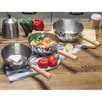 CHẢO NHẬT CHỐNG DÍNH MÁC ĐEN TAY CẦM BẰNG GỖ TIỆN LỢI