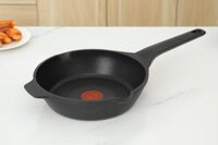 Chảo nhôm sâu chống dính đáy từ 22 cm Tefal Robusto E2490344