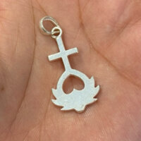 Charm Hình thiên tâm đài sen bình an bạc s925