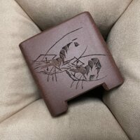 Chậu bonsai mini khắc tay 3 con tôm —Kích thước cao: 4.1cm- lọt lòng: 3.2cm -phủ bì: 4.