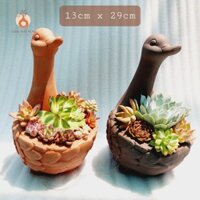 Chậu đất nung, Chậu sen đá - Vịt mẹ ôm con, miệng chậu 13cm, chiều cao 29cm