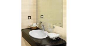 Chậu rửa lavabo âm bàn Thiên Thanh LB01L1T