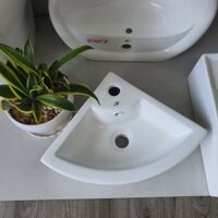 Chậu lavao góc,chậu rửa mặt góc treo tường góc nhọn