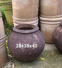 Chậu Lu Đất Nung Màu Nâu Cổ Miệng 28cm x Bụng 38cm x Cao 40cm