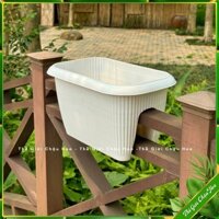 Chậu nhựa trồng cây, kep lan can chữ nhật, ban công, trồng hoa ,trồng rau ,trang trí ban công ,lan can NHỰA ĐỨC MINH