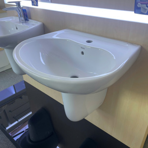Chậu rửa mặt treo tường Toto LHT236CS