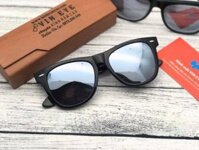 Chiếc kính râm Ray-Ban Wayfarer cho người cận thị – Gọng đen, mắt tráng gương bạc, độ cận chuẩn theo thực tế