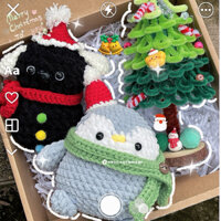 Chim cánh cụt len đội nón noel siêu cute (ảnh thật)