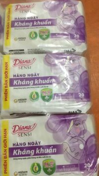 Chính Hãng Combo 3 Gói Băng Vệ Sinh Diana Sensi Hàng Ngày Kháng Khuẩn 20 Miếng- HSD luôn mới