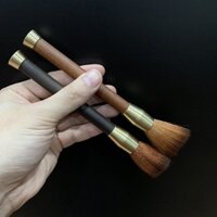 Chổi trà đẹp cán gỗ bọc đồng lông mềm dưỡng ấm tử sa 17cm DC10