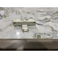 Chốt cửa máy giặt whirlpool cửa trên ( model : 3LWTW4815FW0 và 3LWTW4705FW0 ) hàng tháo máy