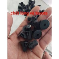 chốt nhựa đinh tán nhựa lòng vè toyota