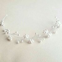 Chuỗi hạt cườm trắng cài tóc cô dâu