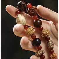 Chuỗi Vòng 18 Hạt Để Niệm Phật - Vòng Thập Bát Hạch Kim Cang Bồ Đề Niệm Kinh Cầu Phúc Tặng Kèm Hộp Gấm