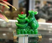 Chuột ngọc xanh ôm nén vàng tấn tài TM021