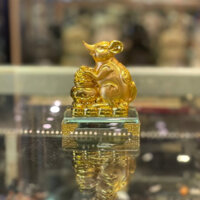 Chuột vàng trên đế thuỷ tinh, Bột đá phong thủy TM033