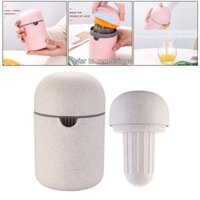Citrus Lemon Orange Juicer, Manual Hand Squeezer, 2 in 1 Multi-function Manual Juicer with Strainer and Container - khaki
