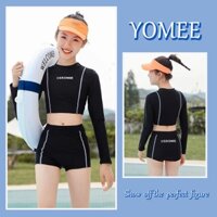 Cô gái đồ bơi trẻ em trong số các loại kem chống nắng trẻ em lớn