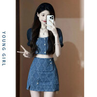 Cô Gái Sành Điệu Mặc Bộ Đồ Bò Nút Bạc Tình Yêu Áo Tay Phồng Cổ Vuông Ca Rô Mùa Hè Váy Chữ A