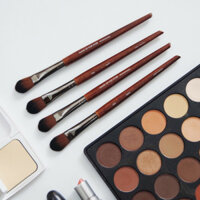 Cọ Highlight Makeup Forever 144