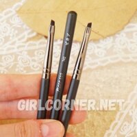 Cọ Kẻ Mắt Gel Piccasso Eyeshadow Brush 742