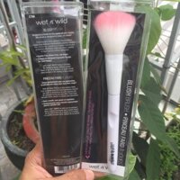 Cọ má hồng Wet n Wild - Blush Brush