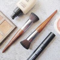 Cọ nền Makeup Forever 154