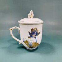 Cốc ly sứ có quai vẽ sen vàng kim có nắp 350ml