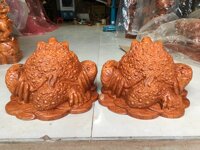 Cóc ngậm đồng tiền bằng gỗ hương đá kt 402730cm