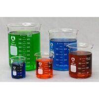 Cốc thủy tinh chịu nhiệt chia vạch có mỏ – cốc thấp thành các cỡ