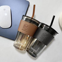 Cốc thủy tinh Gucgres  - loại cao có nắp, ống hút và bao da đi kèm