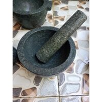 Cối chày đá nguyên khối đường kính 17cm