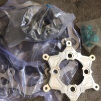 Com bô đĩa KTM , Bas CNC Brembo , Heo bểmbo , 10 con Ốc Gr5 xanh lục bảo