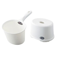 Combo 01 Ghế nhựa phòng tắm Sanada Ag cao cấp  01 Gáo múc nước Sanada Ag 1L - Nội địa Nhật - Trắng