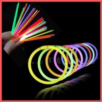 Combo 100 Que vòng đeo tay Phát Sáng, vòng đeo tay Dạ Quang thắp sáng Trong Bóng Tối Nhiều sắc màu tươi trẻ bùng cháy ch