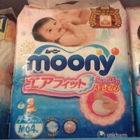 Combo 2 bịch Moony tã dán M64 ( 6-11kg)