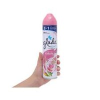 Combo 2 chai xịt phòng Glade Hương Cỏ Hoa