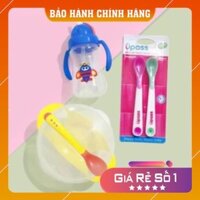 Combo 3 món: 1 Cốc tập uống Upass 150ml; 1 Bát ăn dặm chống đổ; 1 Set Thìa báo nóng Upass( vỉ 2c)