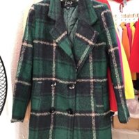 Combo 3 món chỉ với 500k . Áo dạ 220 + áo len 120 + váy body 160 . Những món đồ sang chảnh . Ko lo mùa đông lạnh lẽo ...