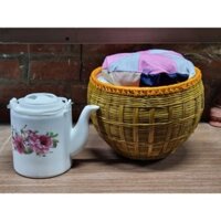 Combo Ấm tích trắng hoa hồng 1,5 lít và Ủ/giành tre 1,5 lít