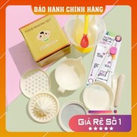Combo ăn dặm: 1 Bộ chế biến 7 món; 1 Bát chống đổ kèm thìa báo nóng, 1 Đũa tập ăn cho bé