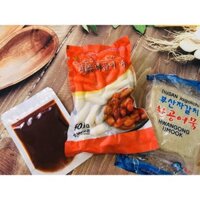 combo bánh gạo nhân phô mai gói đỏ mới siêu hấp dẫn ( 500g bánh gạo nhân phô mai, 100g sốt, chả cá)