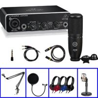 Combo Behringer UMC22 Micro AKG P120