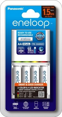 Combo bộ sạc Panasonic BQ-CC55 (English version) + 4 viên pin eneloop AA màu trắng bản xuất khẩu