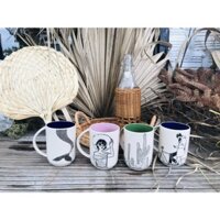 Combo Chai Thủy Tinh Đựng Nước Nút Gài, Ly Sứ Có Quai Cầm Và Khay Mây Đan Đa Dạng Mẫu Mã Và Kích Thước