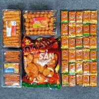 Combo đồ ăn vặt 4 món snack bánh bò kèm 1 túi gồm 60 gói nhỏ snack sườn dê