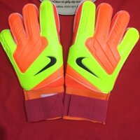 Combo găng tay thủ môn , bó gối, ống đồng