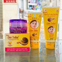 Combo kem giúp mờ tàn nhang, đồi mồi + sữa rửa mặt ngừa lão hóa + tẩy tế bào chết One Today (15g + 50ml + 60ml)