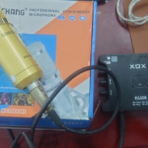 Combo Micro thu âm Ami BM-900, cound card XOX KS108