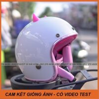 Combo nón mũ bảo hiểm 3/4 trắng lót hồng kèm sừng nhựa mini gắn nón phượt cute cho nữ